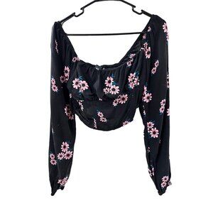 🌸3/$15🌸Black Crop Top with Pink Floral Patter and Long Sleeves sz S